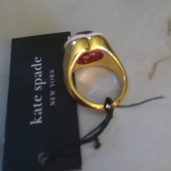 Kate Spade Sweetheart Signet Ring - Picture 5 of 11